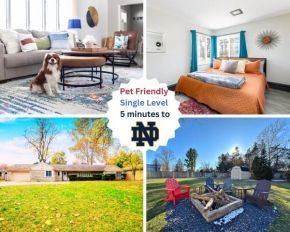 1 mile to ND, Sprawling Ranch, King Beds, Pet Friendly, FirePit, Huge Fenced Yard